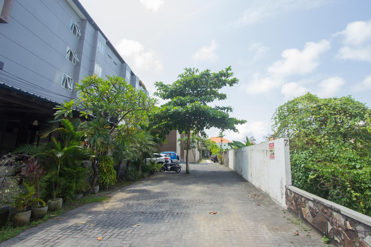 Soraya Apartment Seminyak Екстер'єр фото