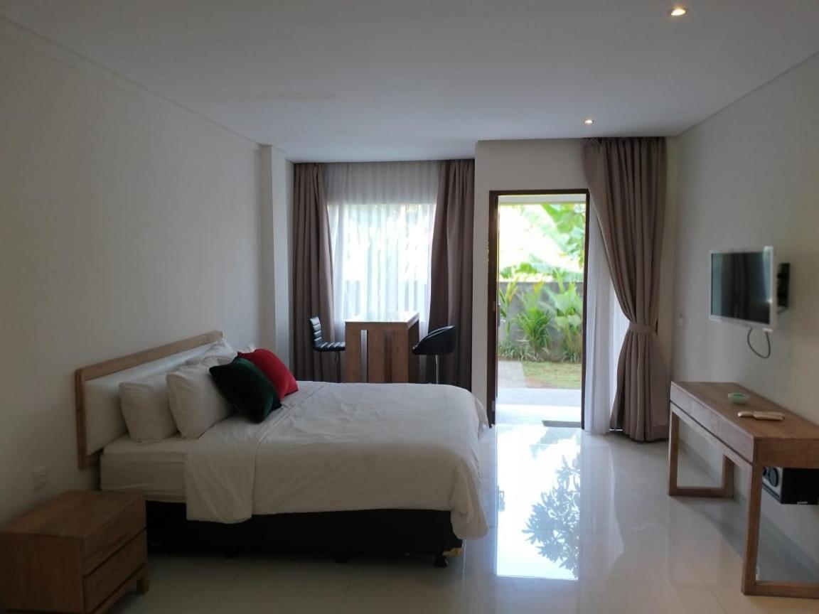 Soraya Apartment Seminyak Екстер'єр фото